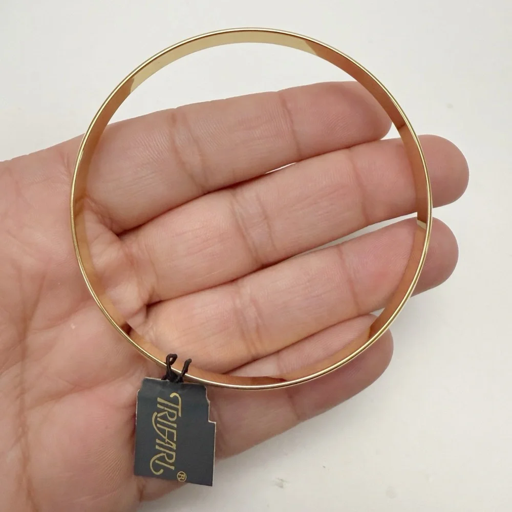 Vintage Trifari Polished Goldtone Black Enamel Stripe Bangle Bracelet NEW